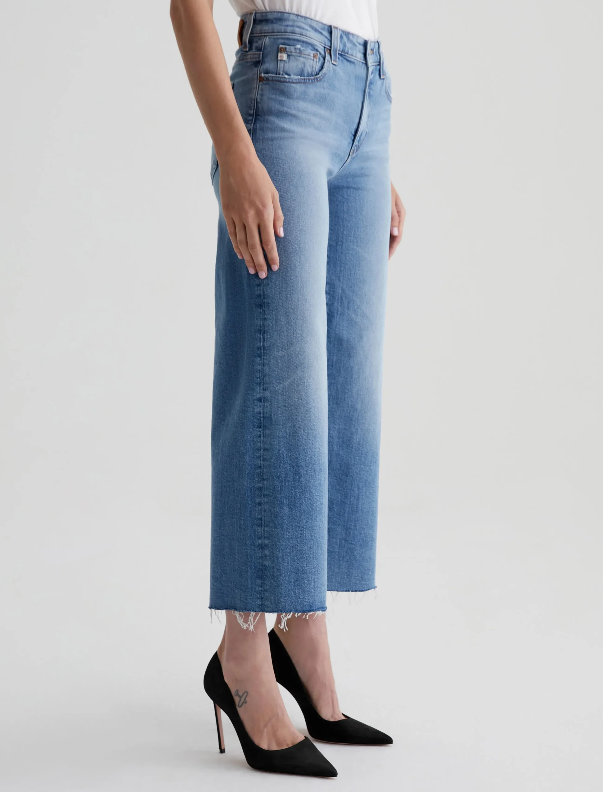 Women AG Jeans Saige Wide Leg Crop