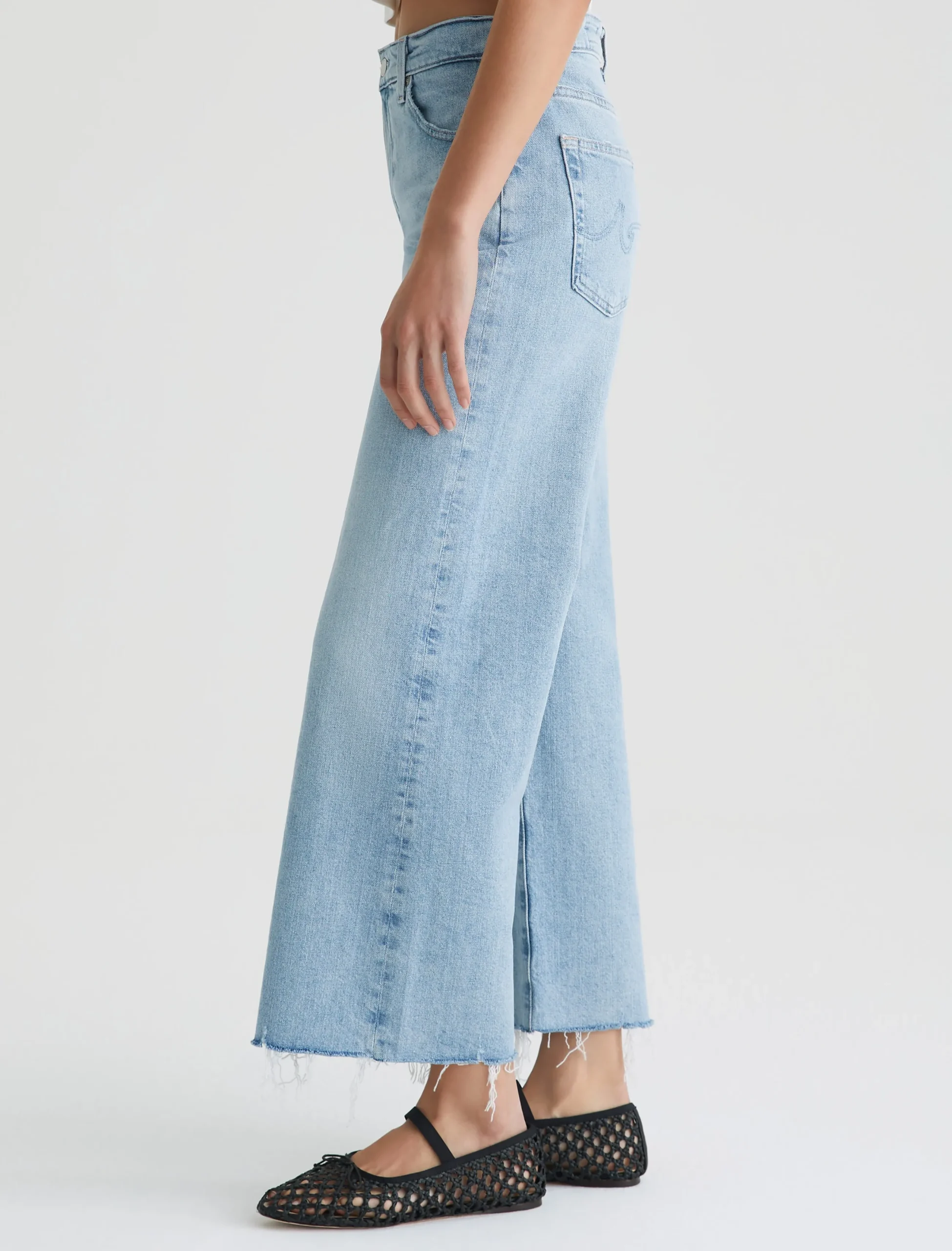 Women AG Jeans Saige Wide Leg Crop 360°